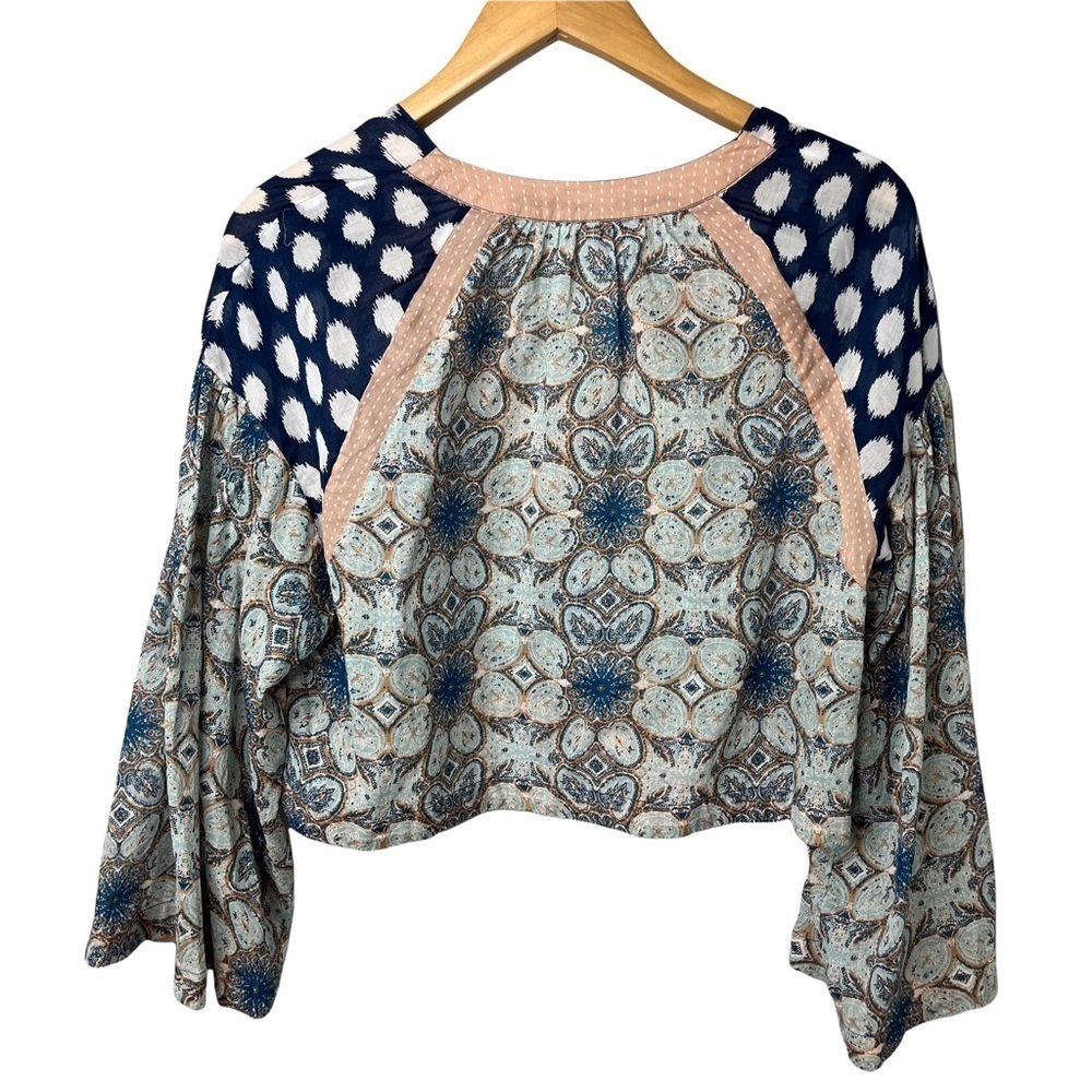 Free People Cropped V Neck Blouse Top Mixed Media Polka Dot Size XS Flare Sleeve - Picture 4 of 7
